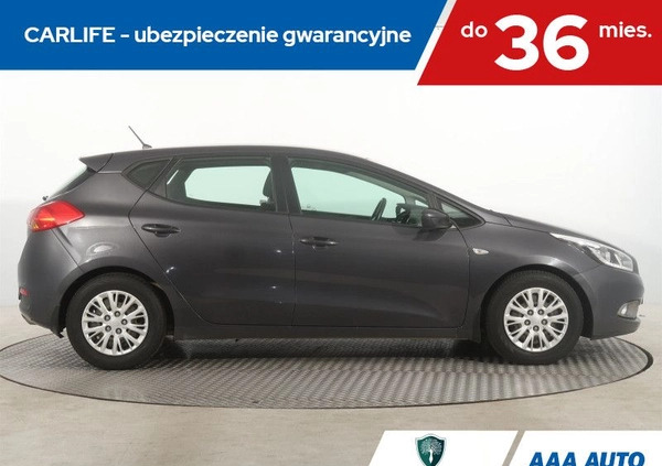 Kia Ceed cena 40000 przebieg: 133527, rok produkcji 2015 z Błaszki małe 232